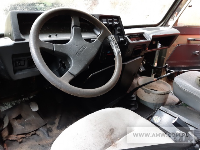 Samochód sanitarny 4-noszowy DAEWOO HONKER (bez wyposażenia) 